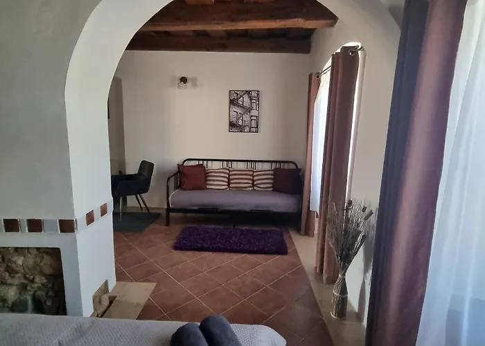 Lucia - 1 Apartment Plzen